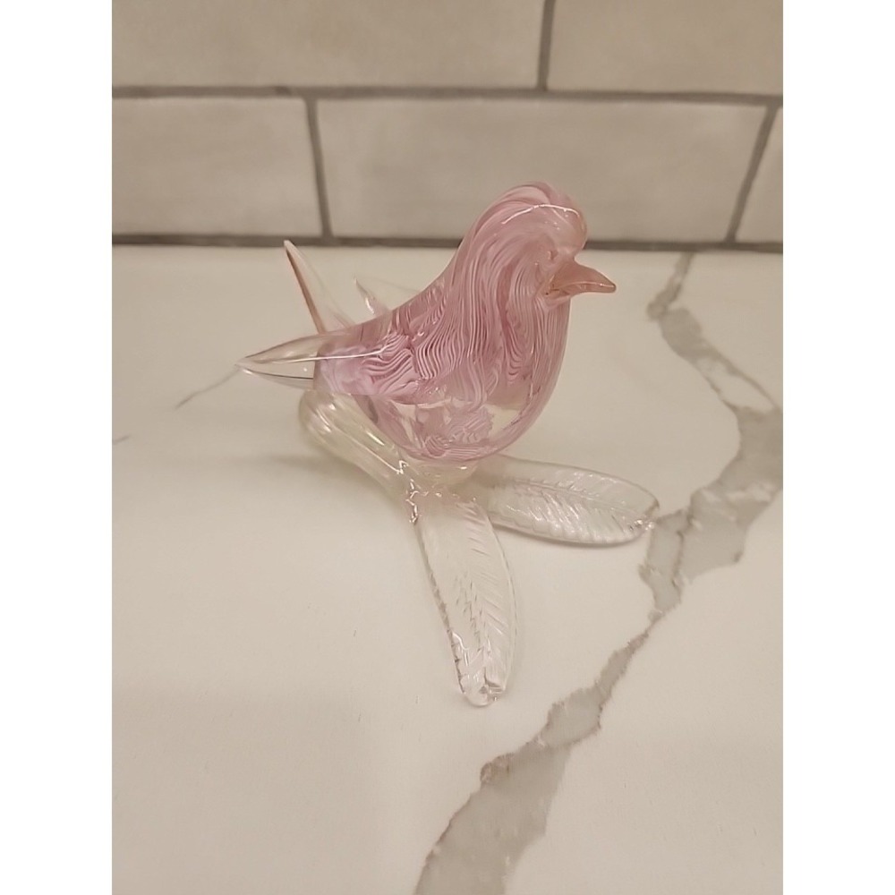 Art Glass Hand Blown Pink And Clear Swirl Garza Bird on Branch‎ Figurine Decor